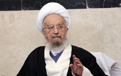  غسل و کفن در میدان جنگ / پاسخ حضرت آیت الله مکارم