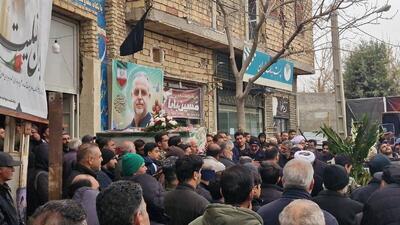  مردم روستای لاسجرد برای فرزند شهید خود گل کاشتند + عکس و فیلم