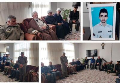  آیسک در سوگ دریادل ناو دنا؛ اعلام خبر شهادت شهید «فرهاد رضایی» - تسنیم