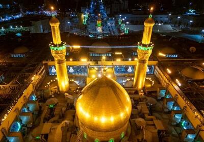  تصویری از رهبر معظم انقلاب در حرم امام حسین علیه السلام