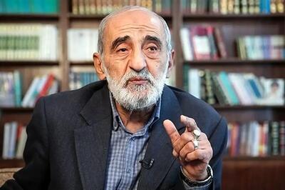  شریعتمداری: رهبر جدید برگزیده امام زمان است