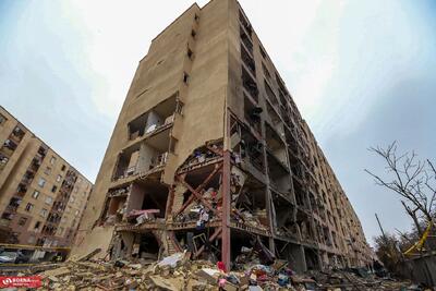  تصاویر؛ خسارات حمله هوایی به مجتمع مسکونی در اراک