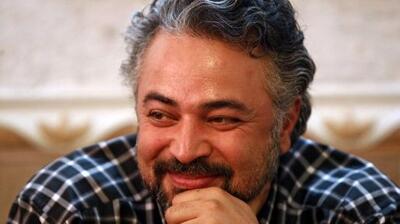 فیلم / حضور چشمگیر بازیگران در مراسم تشییع و ختم حسن جوهرچی  / چهره های ماتم زده لعیا زنگنه ، پرستو صالحی و حامد بهداد تا پژمان بازغی/ ضجه های دختر و همسر آقای بازیگر کنار پیکرش