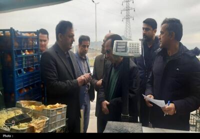  بازدید سرزده بازرس کل کردستان از سردخانه و مراکز توزیع میوه - تسنیم