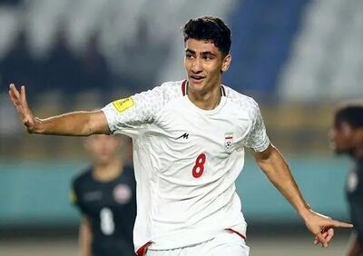  هافبک استقلال: قلب هر انسانی از حمله به مدرسه میناب به درد می‌آید