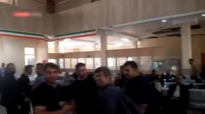  هجوم ایرانی‌ها به اسکله گناوه برای رفتن به جزیره خارک