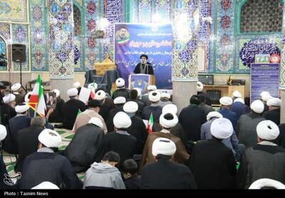  اجتماع بیعت روحانیون و علمای چهارمحال و بختیاری با رهبر انقلاب  تصاویر - تسنیم