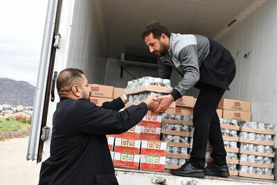  ارسال نخستین محموله کمک های مردمی برای رزمندگان اسلام از کهگیلویه و بویراحمد