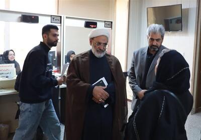  نظارت میدانی رئیس‌کل دادگستری سمنان بر خدمات الکترونیک قضایی - تسنیم