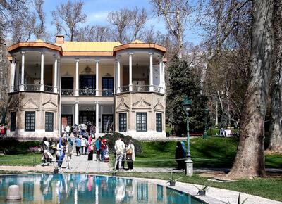  کمیته گردشگری: آمار بنا‌های تاریخی آسیب دیده در تهران به ۲۴ مورد رسید/ طی هفته‌های اخیر کاخ‌های گلستان، سعد آباد، مرمر، سلطنت آباد، فرح آباد و عشرت آباد دچار آسیب جدی شده‌اند