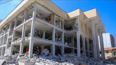  دادگستری فارس: شهادت ۸ نفر در حمله دشمن به دادگستری شهرستان لارستان / حال ۱۲ نفر از مجروحان این حمله از جمله رئیس دادگستری و دادستان لارستان وخیم است