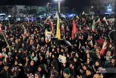  گرگانی‌ها با حضور طوفانی زیرباران توطئه‌ها را خنثی کردند+فیلم