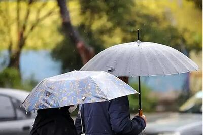 بارش باران و آسمانی ابری در انتظار تهران