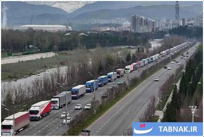  تصاویری از کمک بشردوستانه تاجیک‌ها به ایران