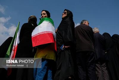  تصاویر: مراسم تشییع «علی لاریجانی»، «غلامرضا سلیمانی» و شهدای ناوشکن دنا