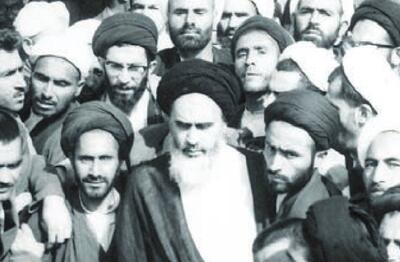  مروری بر فعالیت‌های قرآنی رهبر شهید در مشهد پیش از پیروزی نهضت انقلاب اسلامی | داستان یک انقلاب قرآنی