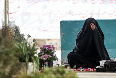 سنگرِ سکوت؛ روایت کسانی که زیر آتش جنگنده‌ها، وداع را رها نکردند