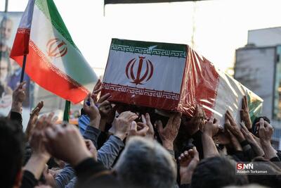  مراسم تدفین شهید وزیری از شهدای ناوشکن دنا در بهشت زهرا (س) + فیلم