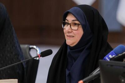  محمدیان: دختران ما ثابت کردند یک وجب از خاک وطن را به دشمن نمی‌دهند