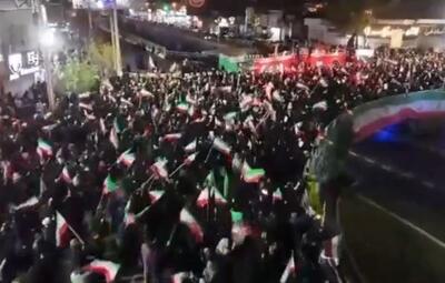  اجتماع بی نظیر مردم غیور و انقلابی رفسنجان در میدان شهید سلیمانی این شهر
