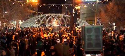  ما را این گمان نبود که بعد از او بمانیم / تجمع مردم شهرستان مرند در سوگ امام امت+فیلم