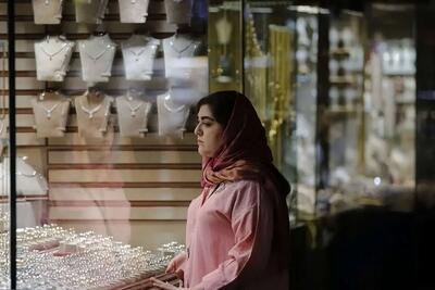  مقایسه طلا و دلار در سال ۱۴۰۴