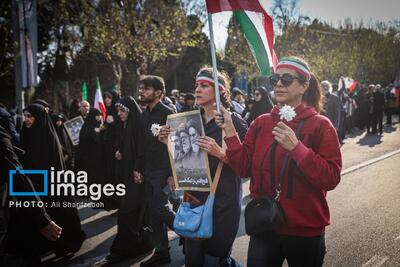  عکس: تصویری جالب توجه از تشییع پیکر شهید لاریجانی