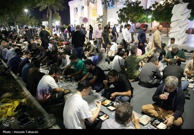  گردهمایی بزرگ مؤمنانه در شب پایانی ماه مهمانی خدا - تسنیم