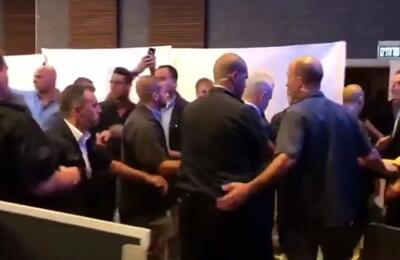  قطع کنفرانس خبری نتانیاهو به دلیل شلیک موشک‌های ایران و حزب‌الله + عکس