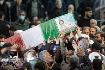  تشییع پیکر شهید اسماعیل خطیب وزیر اطلاعات