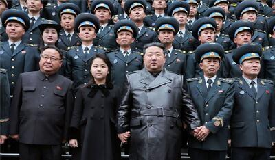  چرخش سریع از دیپلماسی به زور و نگرانی در پیونگ یانگ/ آیا ترامپ به جنگ کره شمالی می‌رود؟