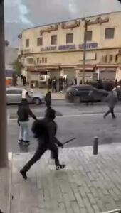 صبح عید زیر سرکوب؛ حمله به نمازگزاران هم‌زمان با بسته شدن مسجد الاقصی + فیلم