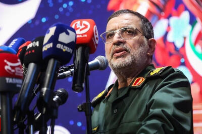  پیکر ‌شهید ‌نائینی سخنگوی سپاه در تهران و کاشان تشییع می‌شود