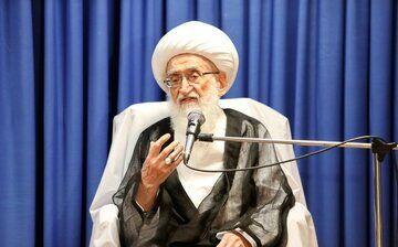  آیت الله حاج شیخ ابراهیم جناتی از فقهای برجسته حوزه علمیه درگذشت
