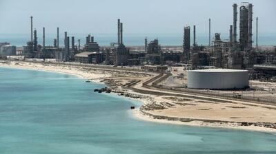  عربستان: اگر جنگ تا یک ماه دیگر ادامه یابد، قیمت نفت از 180 دلار فراتر خواهد رفت