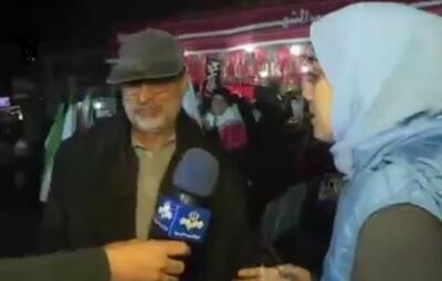  حضور سرزده سخنگوی شهید سپاه بین مردم و گپ و گفت صمیمی با حاضرین در تجمعات مردمی