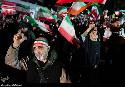  وداع باشکوه مردم دیار علویان با شهدای ناوشکن دنا - تسنیم