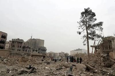  آثار حمله به خیابان پیروزی تهران (عکس)