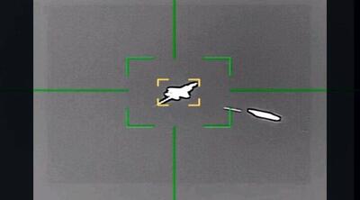  جزئیات مهم از اصابت موشک پدافندی به جنگنده F16 اسرائیلی؛ آسیب جدی دید اما موفق شد از کشور خارج شود/ در یکی از کشورهای همسایه یا سقوط کرده و یا فرود اضطراری داشته است
