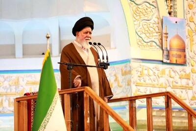  علم الهدی: امروز آبروی آمریکا در دنیا رفته/ دیگر حتی به عنوان یک قدرت معمولی نیز شناخته نمی‌شود/ ممکن نیست در جنگ شکست بخوریم