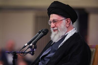  ببینید| تبریک عید فطر و عید نوروز توسط رهبر شهید انقلاب در خطبه‌های نماز عید فطر سال گذشته