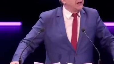  سیاستمدار فرانسوی تصریح کرد که ایران از حق مشروع خود برای دفاع از خود استفاده می‌کند