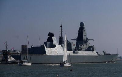  وحشت لندن از ناو‌های جنگی در خلیج‌فارس