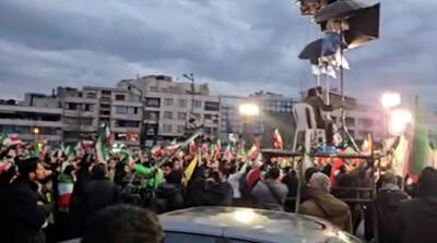  واکنش مردم نسبت به شنیده شدن صدای پدافند در لحظه تحویل سال