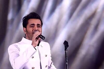  اجرای زنده خواننده دردسرهای عظیم در جمع امدادگران