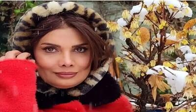  چهرۀ «عاطفه رضوی» 27 ساله با چادرنماز؛ سال 74