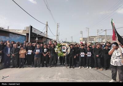  تشییع پیکر شهید رمضان محمدرضا باصولی در روستای دهقاید دشتستان - تسنیم