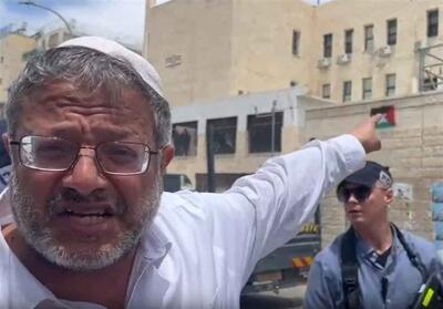  استقبال شهرک نشینان عراد از وزیر صهیونیست: ای نازی از شهر من گم شو! - تسنیم