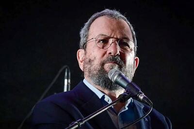 نخست‌وزیر سابق اسرائیل: برای باز کردن تنگه هرمز، باید دو لشکر آمریکایی را مستقر کنید و برای ماه‌ها منتظر بمانید؛ این همان شروع جنگ در ویتنام، عراق و افغانستان بود/ ما در جنگ وارد مرحله «شناور ماندن» شده‌ایم که اگر به موقع از آن خارج نشویم، به مذاکراتی با شرایطی پایین‌تر یا به شکست می‌رسیم