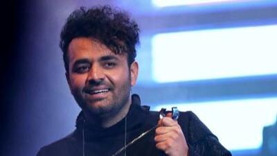  آواز «ایران من» در ستایش امدادگران؛ میثم ابراهیمی قطعه جدیدش را به نیروهای هلال احمر تقدیم کرد